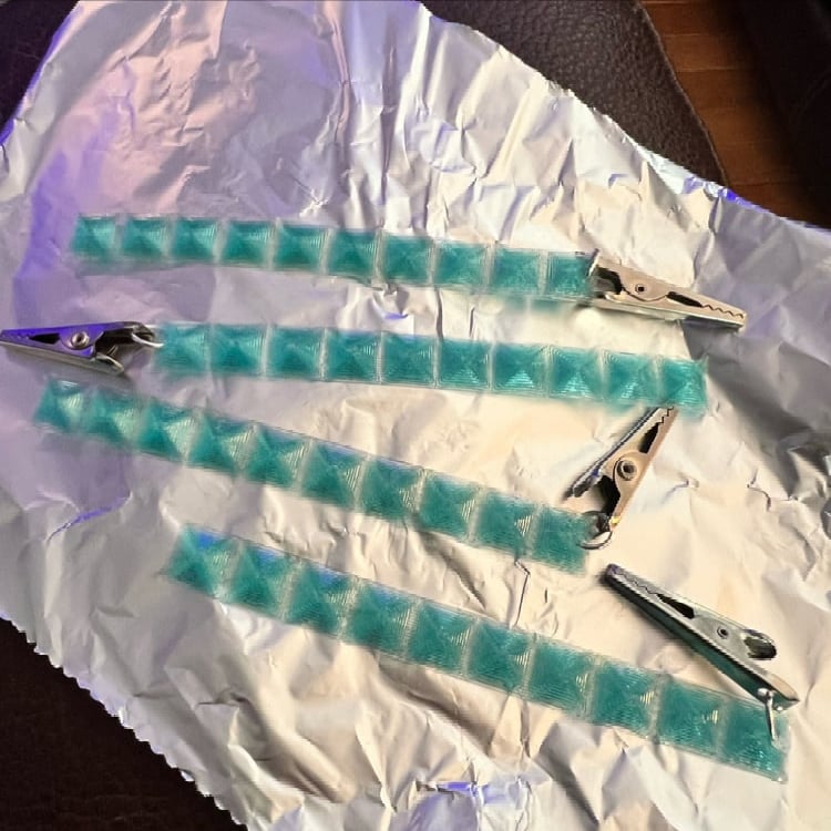 Gel Tabs Strip Trinket
